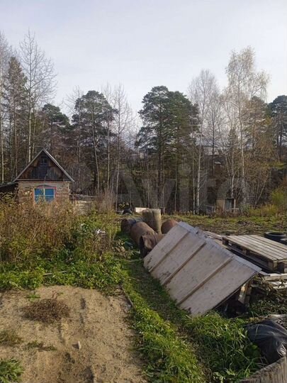 Дача 20 м² на участке 7 сот.