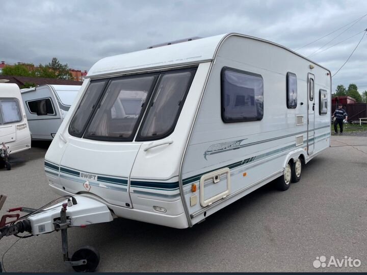 Прицеп-дача Swift Conqueror, 2000