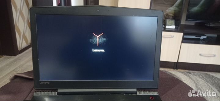 Lenovo y520
