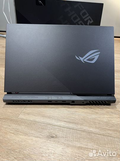 Asus Rog Strix G17 R7 5800/RTX 3060