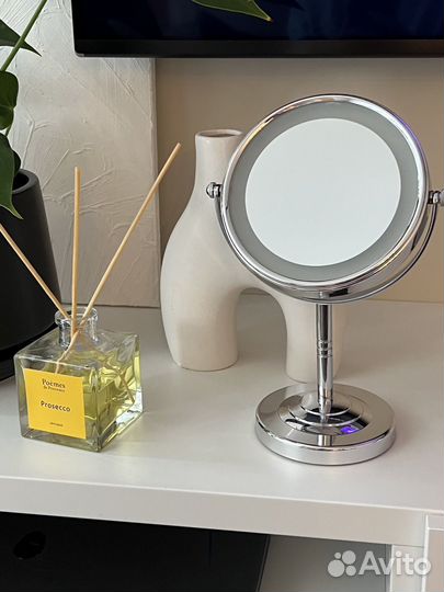 Косметическое зеркало Babyliss 8435 E