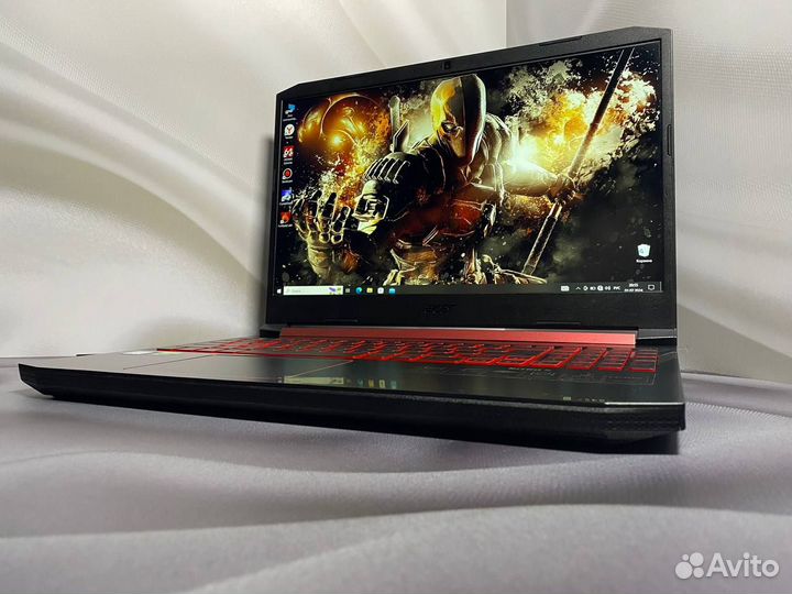 Игровой ноутбук Acer Nitro i5/8Gb/FHD/2видео/500SS