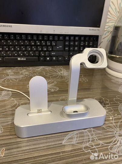 Док станция iPhone