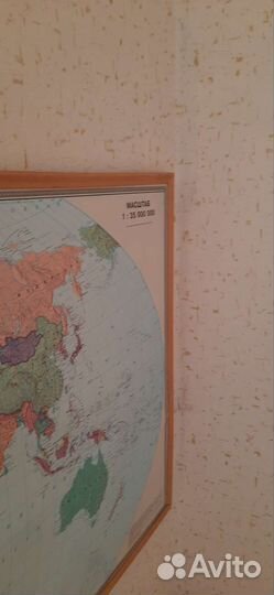 Карта мира в рамке