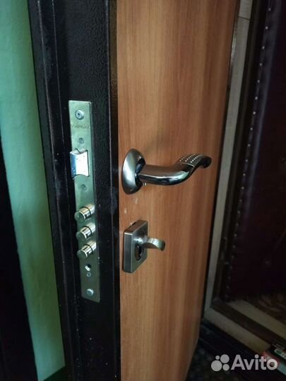Срочное вскрытие и замена дверных замков,авто