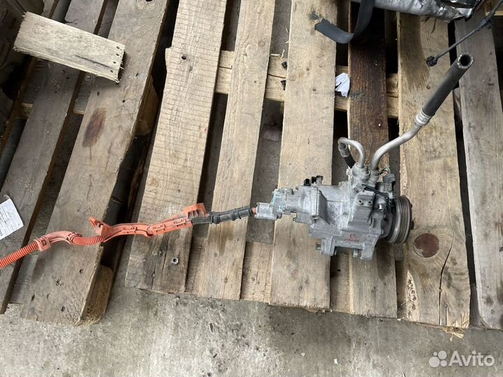 Компрессор кондиционера Honda Civic 4d fd3 LDA