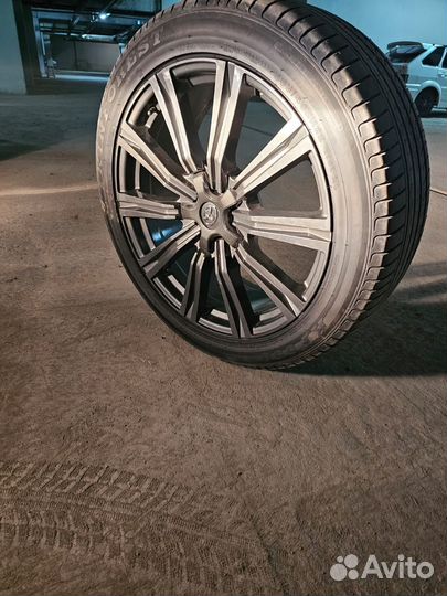 Колеса летние r22