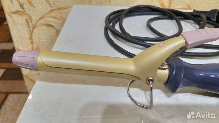 Щипцы для завивки волос (плойка) Philips