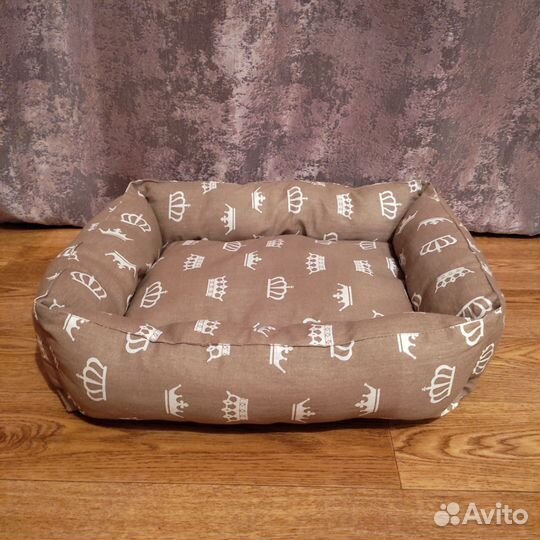 Лежанка для кошек