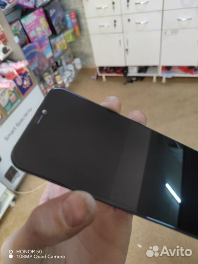Дисплей на iPhone 11