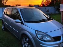 Renault Grand Scenic 1.5 MT, 2008, 240 000 км, с пробегом, цена 690 000 руб.