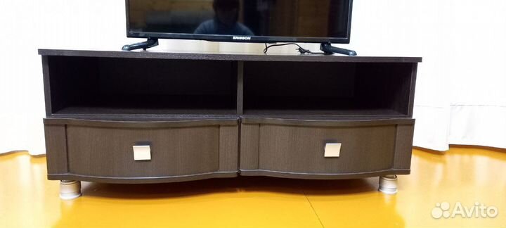 Тумба под тв