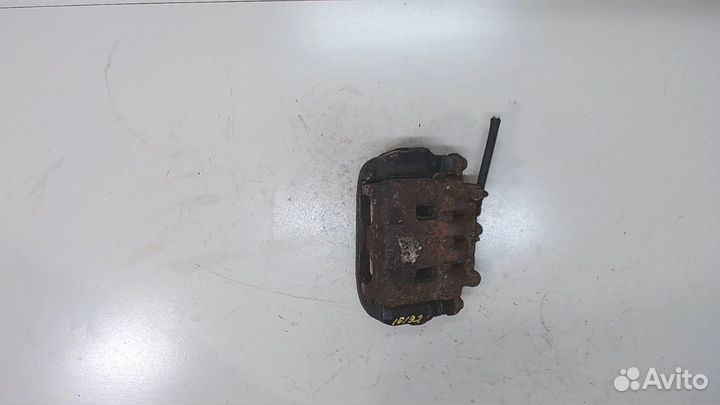 Суппорт Subaru Forester (S11), 2006