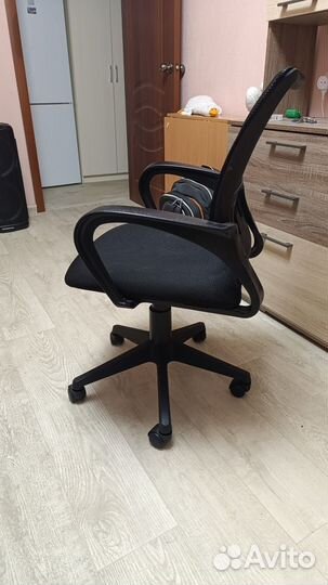Компьютерное кресло