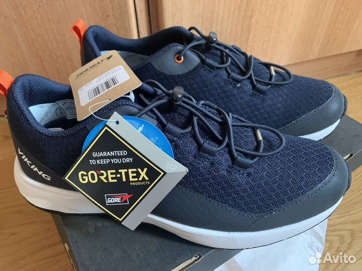 Новые дкмисезонные кроссовки viking goretex 39