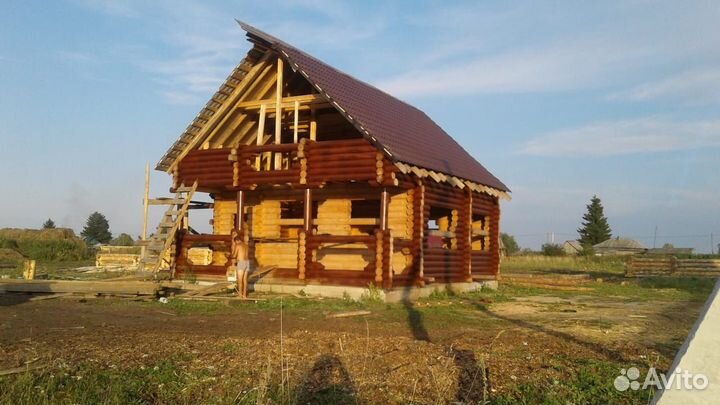 Бригада строителей деревянных домов