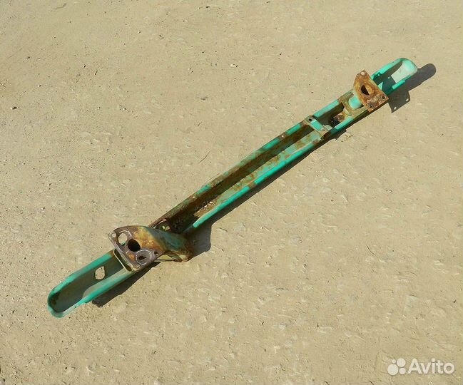 Усилитель бампера передний Felicia (дефект)