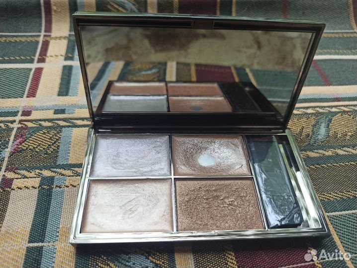 Sleek Make UP палетка хайлайтеров