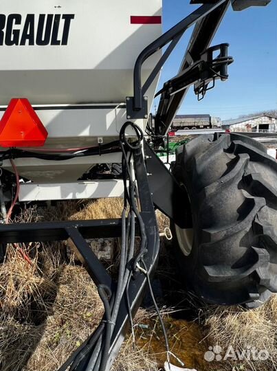 Сеялка Bourgault 8810, 2012