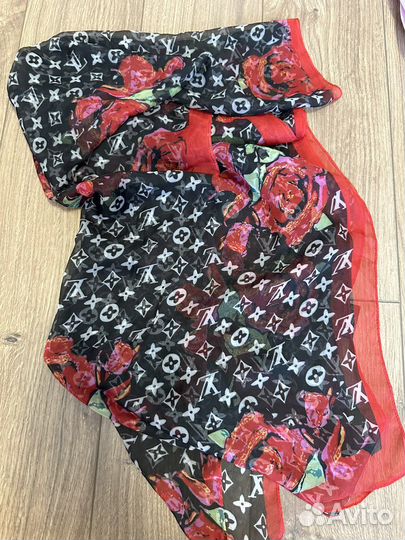 Шелковый платок louis vuitton