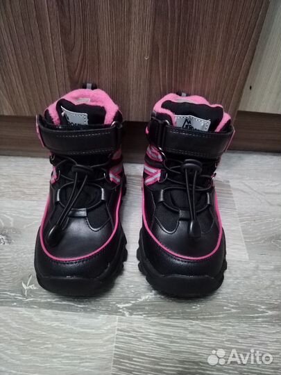 Новые зимние ботинки