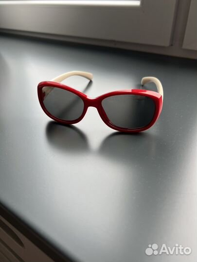 Солнцезащитные очки для девочки фирменные