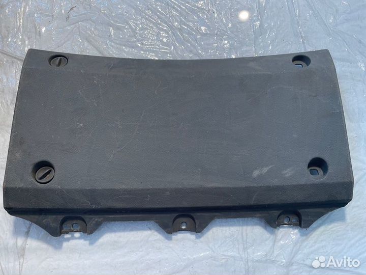 Накладка Mercedes-Benz