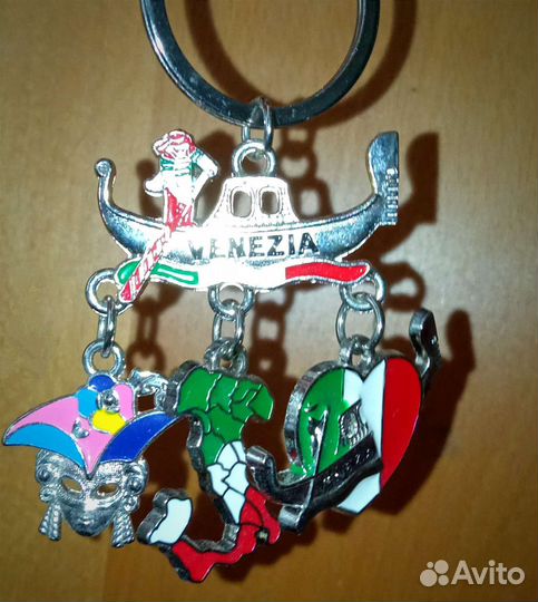 Брелок, Венеция, и ещё 1