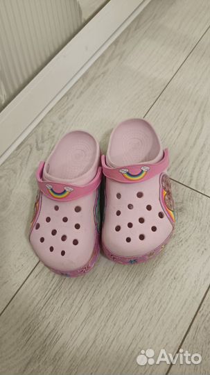 Crocs с 12