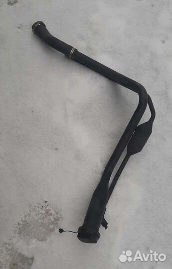 Chevrolet Cruze горловина бензобака