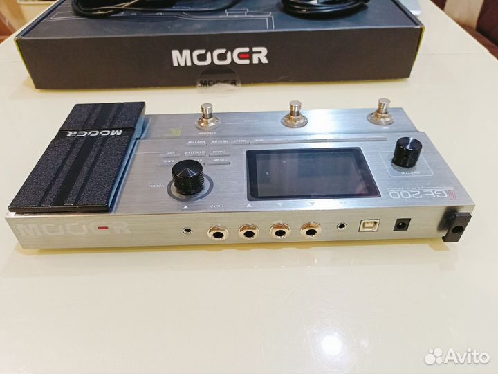 Гитарный процессор mooer GE200
