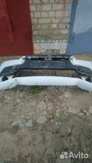 Бампер передний на LADA xray