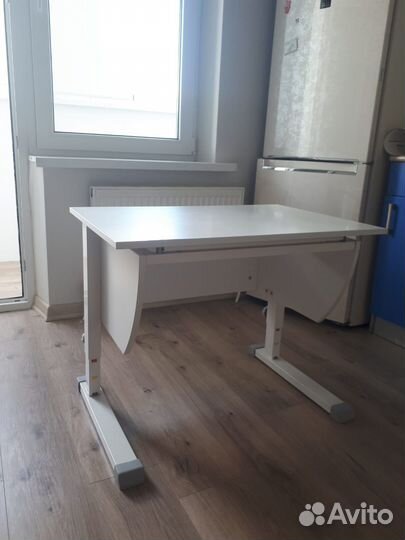 Письменный стол парта