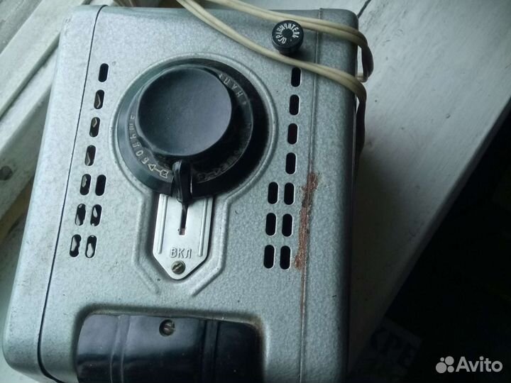 Автотрансформаторный регулятор напряжения