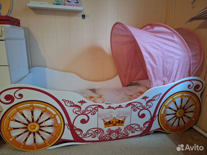 Детская кровать карета
