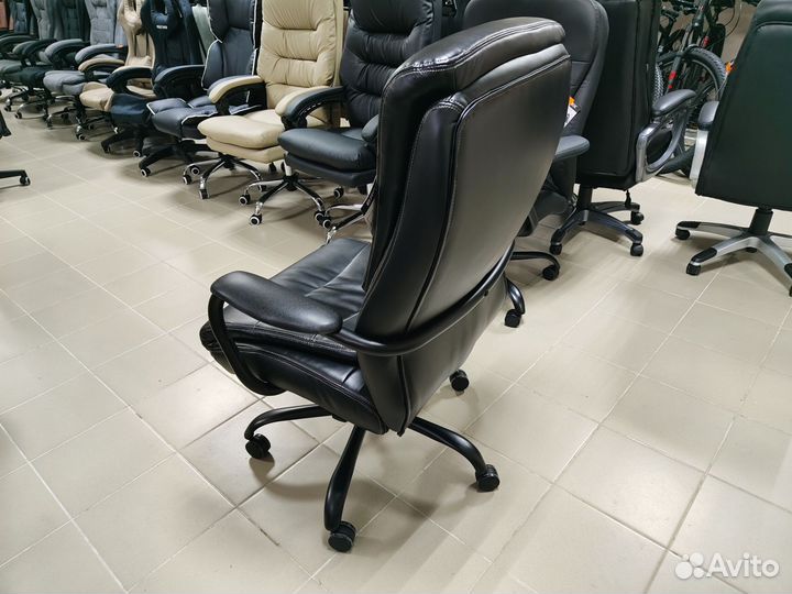 Новое офисное кресло Brabix, нагрузка до 200 кг