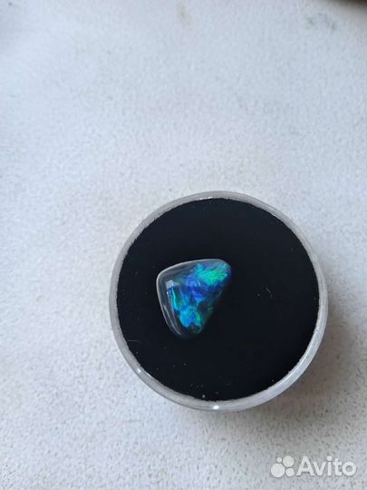 Чёрный опал