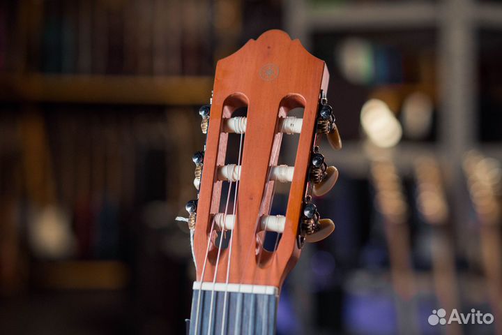 Классическая гитара Yamaha C40M 4/4