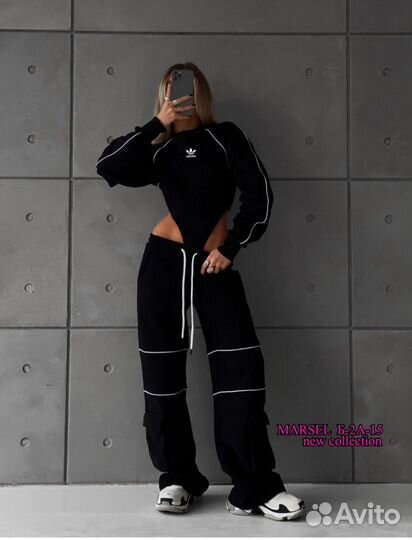 Спортивный костюм женский