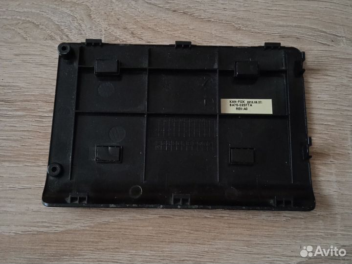 Крышка поддона HDD Samsung NP-R540H