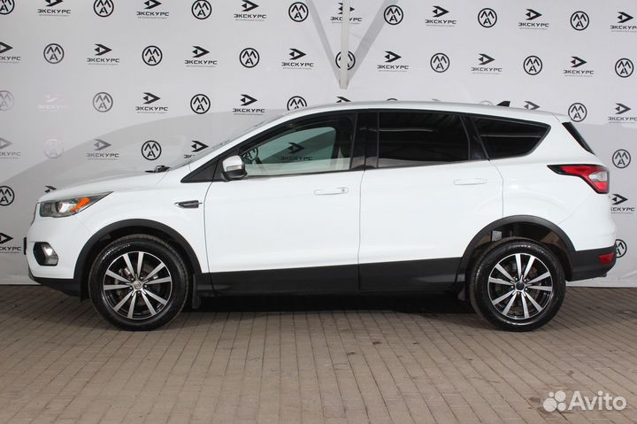 Ford Kuga 2.5 AT, 2017, 211 211 км