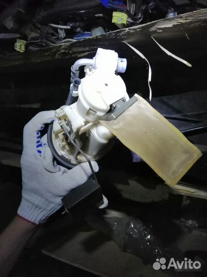 Насос топливный Lexus RX 300/330/350/400h