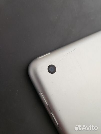 Apple iPad 9.7-inch 6th generation (2018) A1893