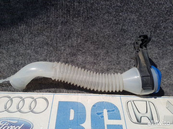 Горловина бачка омывателя Mazda Cx-5 shvpts 2.2