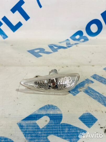Повторитель поворотника лев. hyundai solaris 1 1.6 ат седан