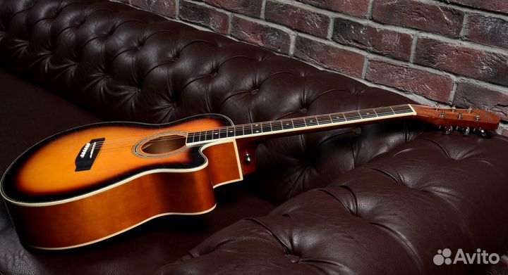 Акустическая гитара + аксессуар