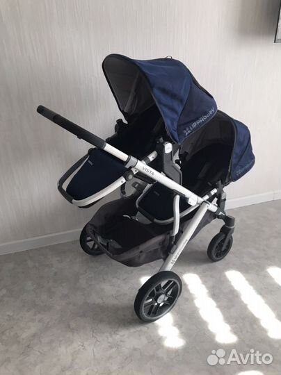 Коляска для двойни