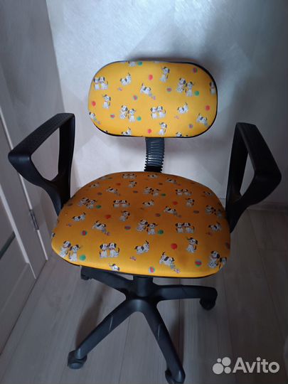 Компьютерное кресло