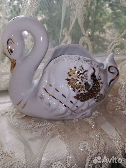 Лебедь ваза почти новая