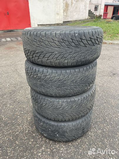Nokian Tyres Hakkapeliitta R2 245/50 R18